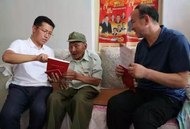 鲁道夫:奥匈帝国皇太子,茜茜公主的独子,前途大好的他为何自杀